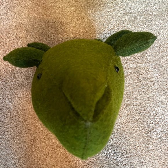 Fiona walker collection a beautiful wall accent for kids room 😃 - Picture 3 of 6